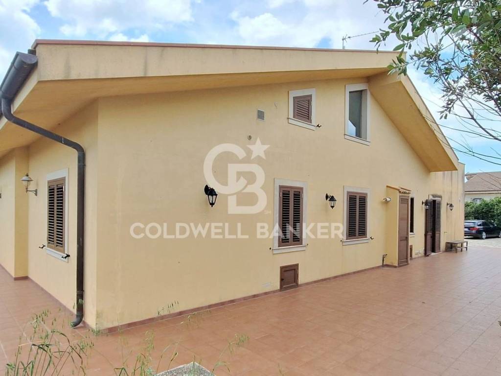 casa indipendente in vendita a Modica in zona Sacro Cuore