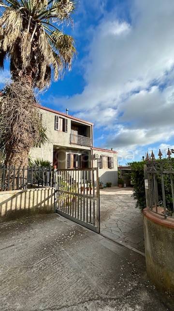 casa indipendente in vendita a Modica in zona Sacro Cuore