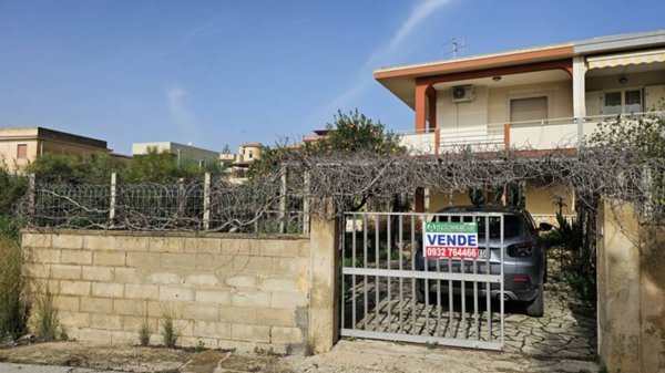 casa indipendente in vendita a Modica in zona Marina di Modica