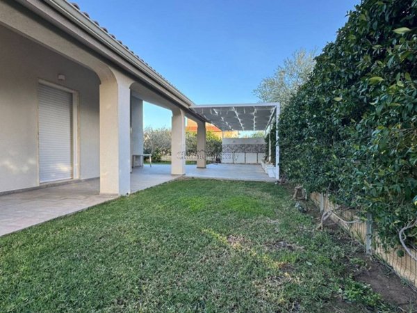 casa indipendente in vendita a Modica in zona Marina di Modica