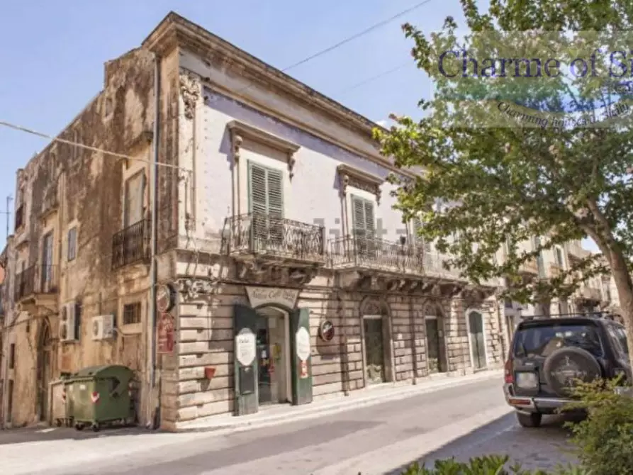 casa indipendente in vendita a Modica in zona Modica Alta