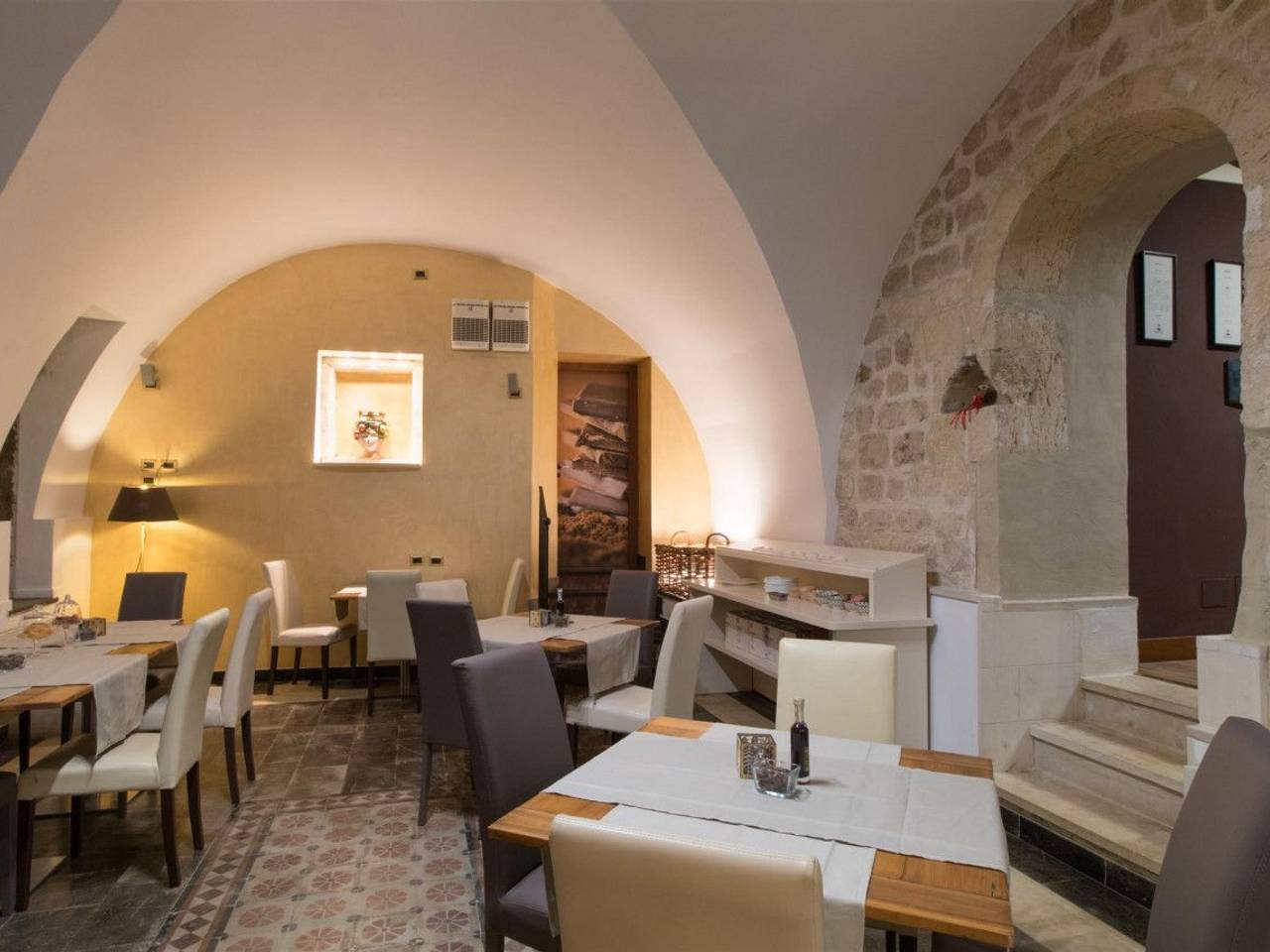 casa indipendente in vendita a Modica in zona Modica Bassa