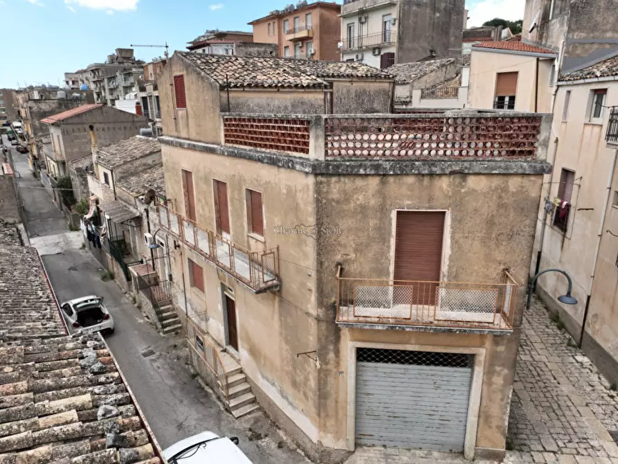 casa indipendente in vendita a Modica
