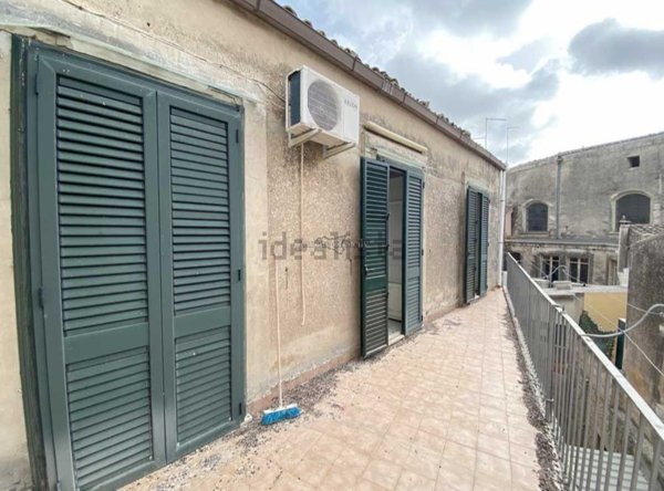 casa indipendente in vendita a Modica in zona Modica Alta