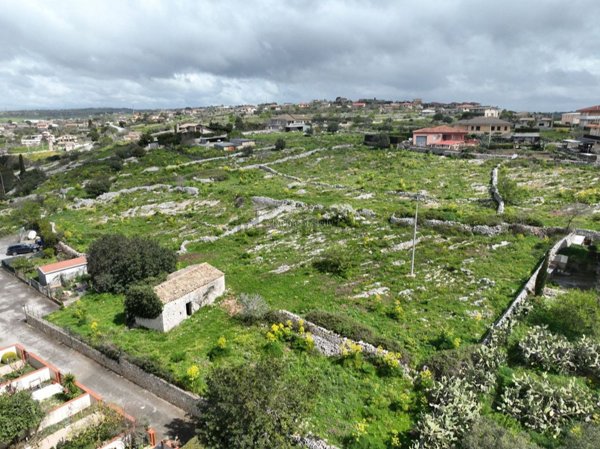 casa indipendente in vendita a Modica in zona Sacro Cuore