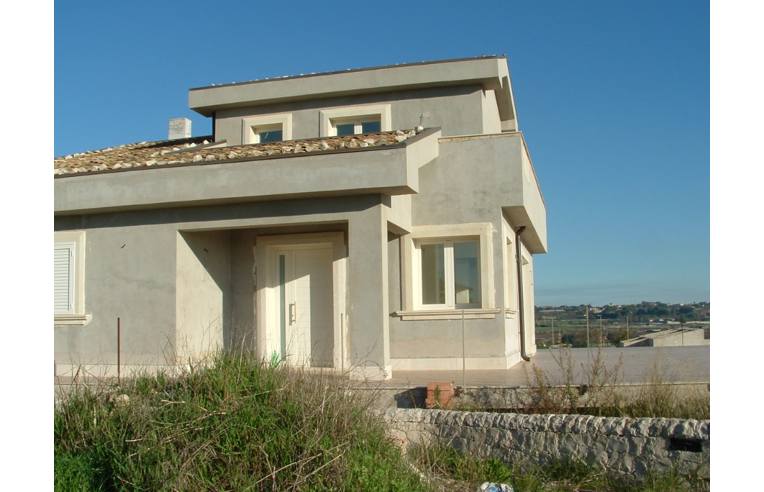 casa indipendente in vendita a Modica in zona Sacro Cuore