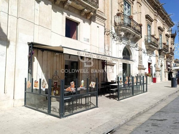 negozio in vendita a Modica in zona Modica Bassa