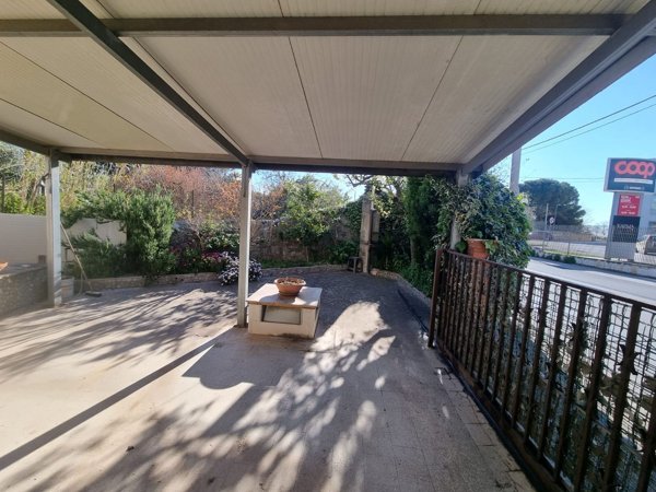 casa indipendente in vendita a Modica