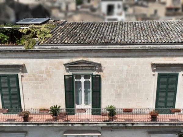 casa indipendente in vendita a Modica in zona Modica Bassa