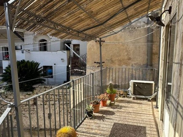 appartamento in vendita a Modica in zona Modica Bassa