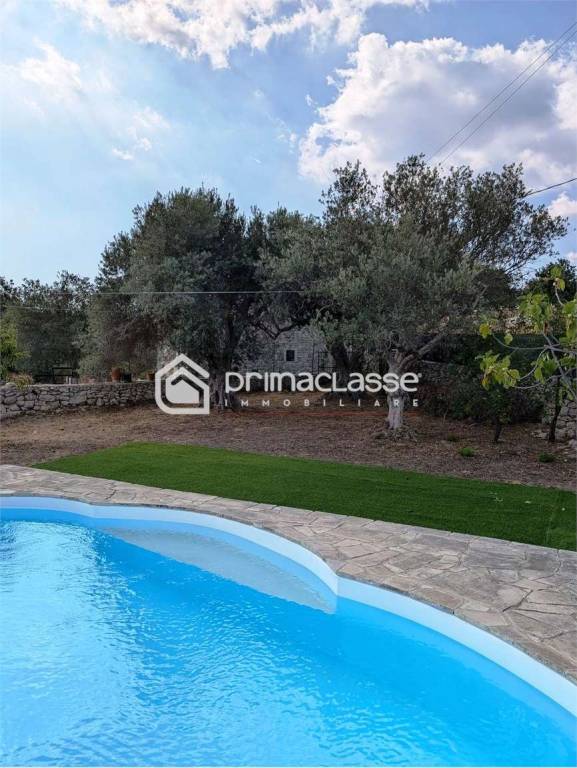 casa indipendente in vendita a Modica in zona Frigintini