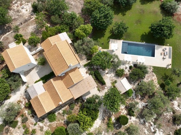 casa indipendente in vendita a Modica
