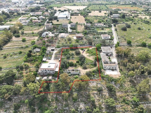 casa indipendente in vendita a Modica in zona Sacro Cuore