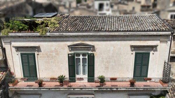 casa indipendente in vendita a Modica in zona Modica Bassa