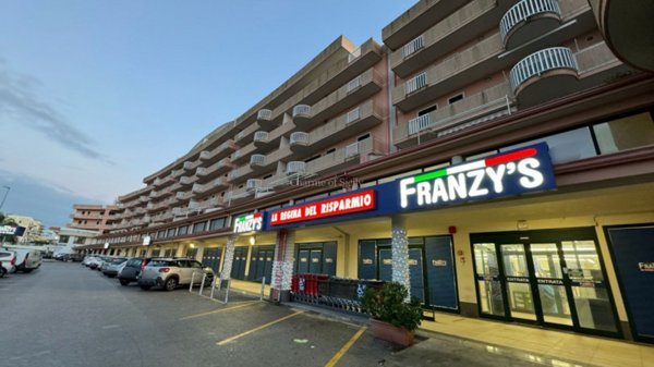 ufficio in vendita a Modica in zona Sacro Cuore