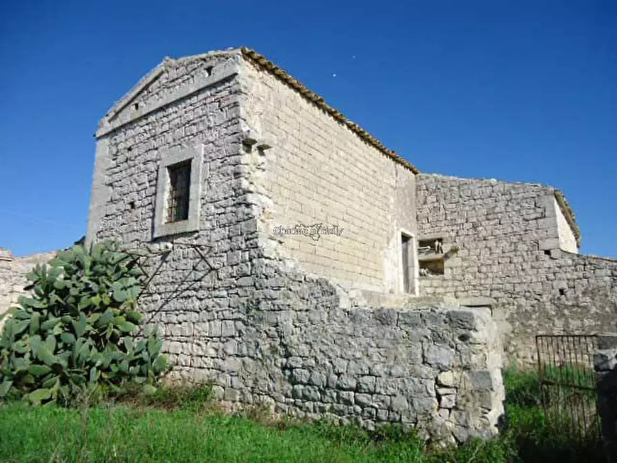 casa indipendente in vendita a Modica