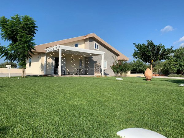 casa indipendente in vendita a Modica in zona Marina di Modica