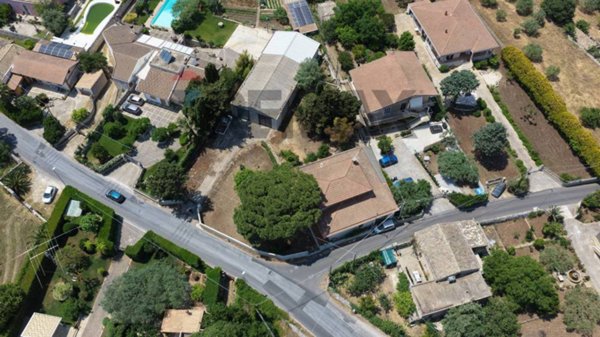 casa indipendente in vendita a Modica in zona Sacro Cuore