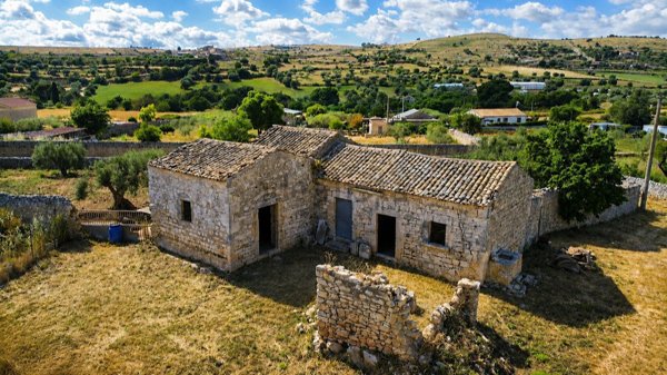 casa indipendente in vendita a Modica
