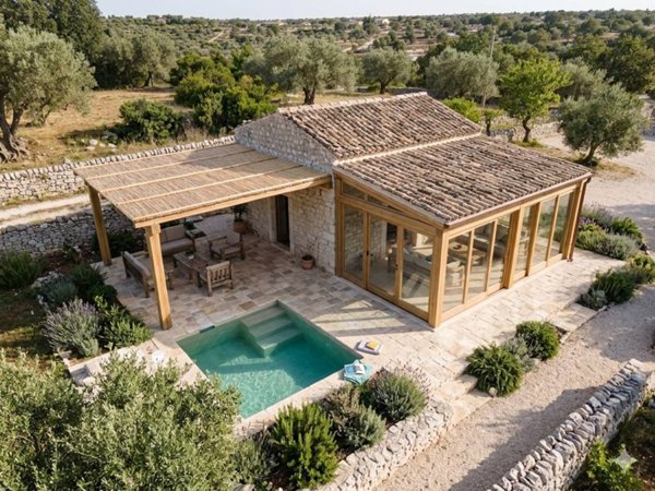 casa indipendente in vendita a Modica in zona Frigintini