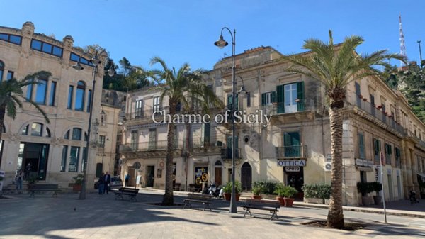 casa indipendente in vendita a Modica in zona Modica Bassa