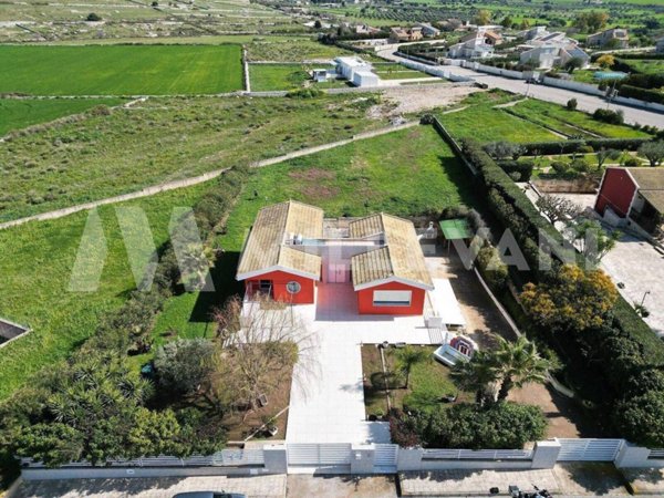 casa indipendente in vendita a Modica in zona Sacro Cuore
