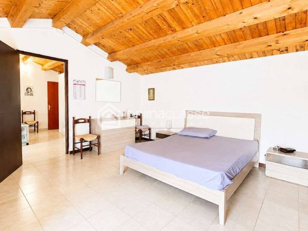 casa indipendente in vendita a Modica in zona Modica Alta
