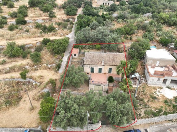 casa indipendente in vendita a Modica in zona Zappulla