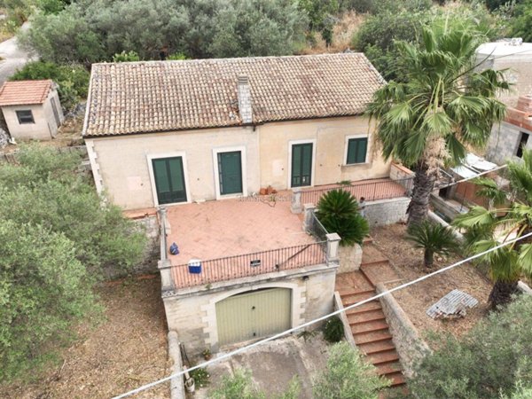 casa indipendente in vendita a Modica in zona Zappulla