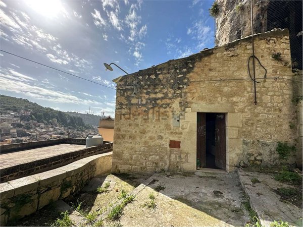 appartamento in vendita a Modica in zona Modica Bassa