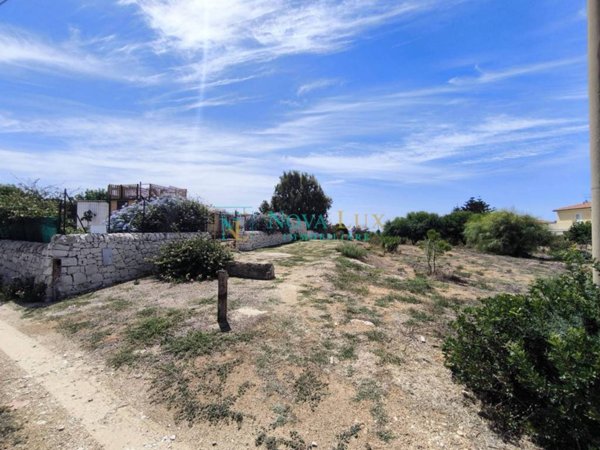 terreno edificabile in vendita a Modica in zona Marina di Modica