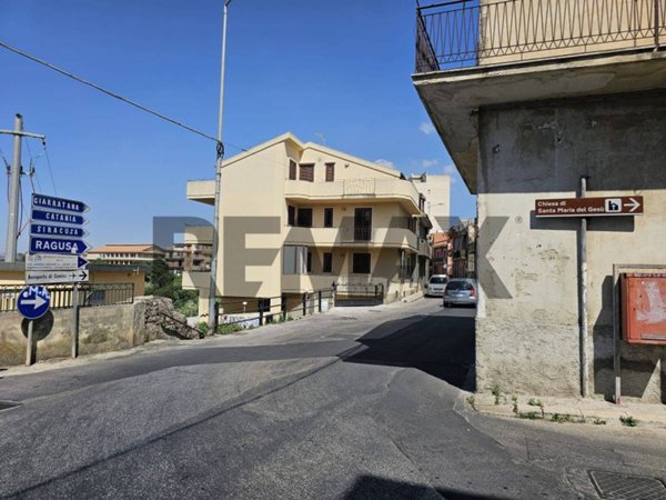 appartamento in vendita a Modica in zona Modica Alta