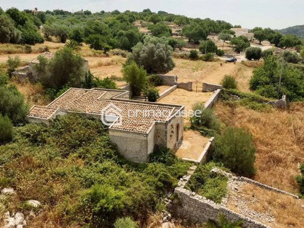casa indipendente in vendita a Modica in zona Frigintini