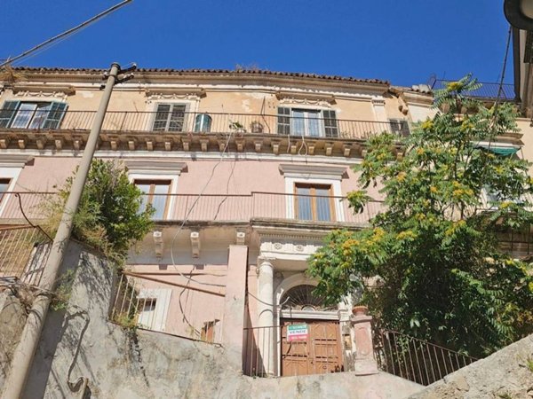 appartamento in vendita a Modica in zona Modica Bassa