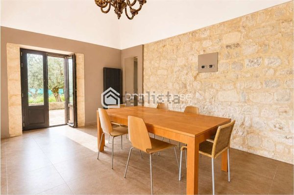 casa indipendente in vendita a Modica in zona Sacro Cuore