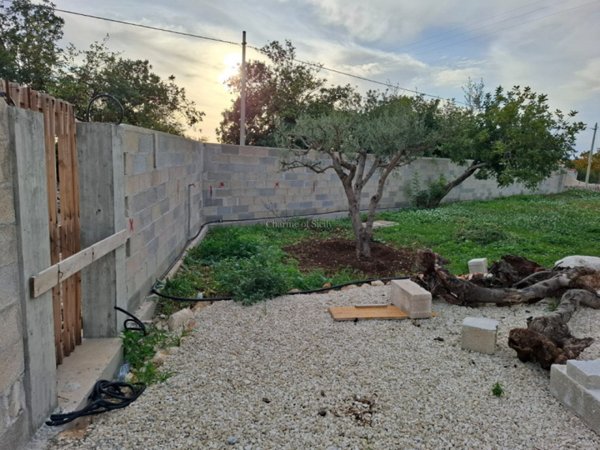 casa indipendente in vendita a Modica