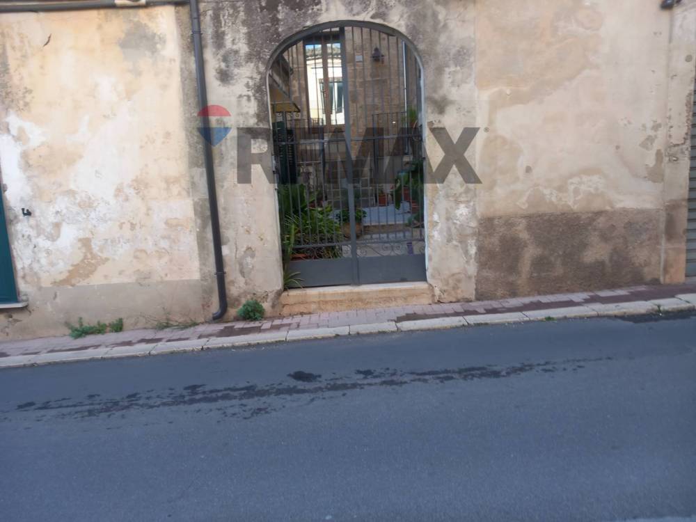 appartamento in vendita a Modica in zona Modica Alta