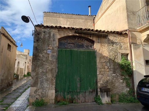 casa indipendente in vendita a Modica in zona Modica Bassa