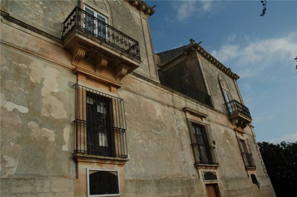 casa indipendente in vendita a Modica