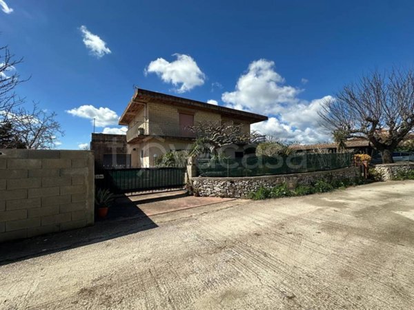 casa indipendente in vendita a Modica in zona Sacro Cuore
