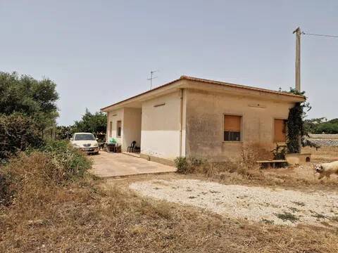 casa indipendente in vendita a Modica