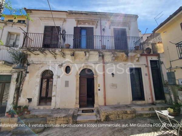 appartamento in vendita a Modica in zona Modica Bassa