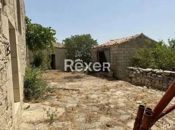 casale in vendita a Modica in zona Frigintini