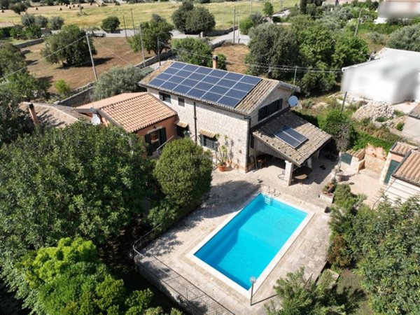casa indipendente in vendita a Modica