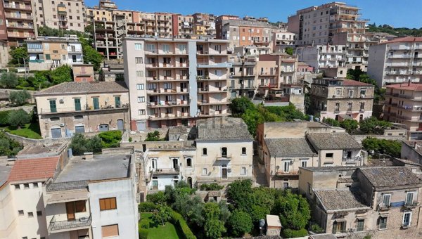 appartamento in vendita a Modica in zona Modica Bassa