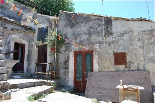 casa indipendente in vendita a Modica in zona Modica Bassa