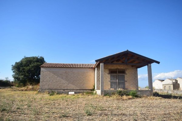 casa indipendente in vendita a Modica