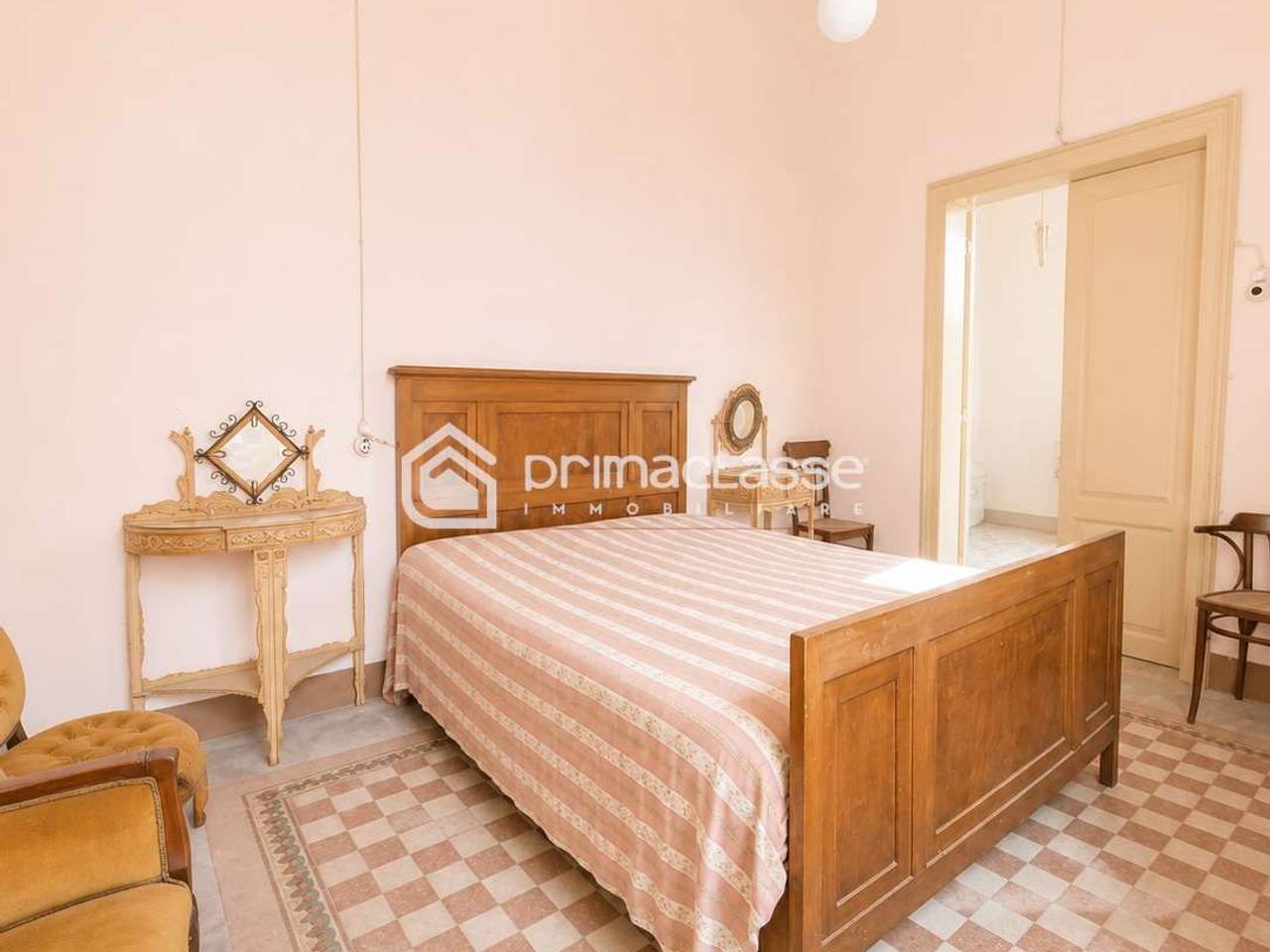 casa indipendente in vendita a Modica in zona Modica Alta