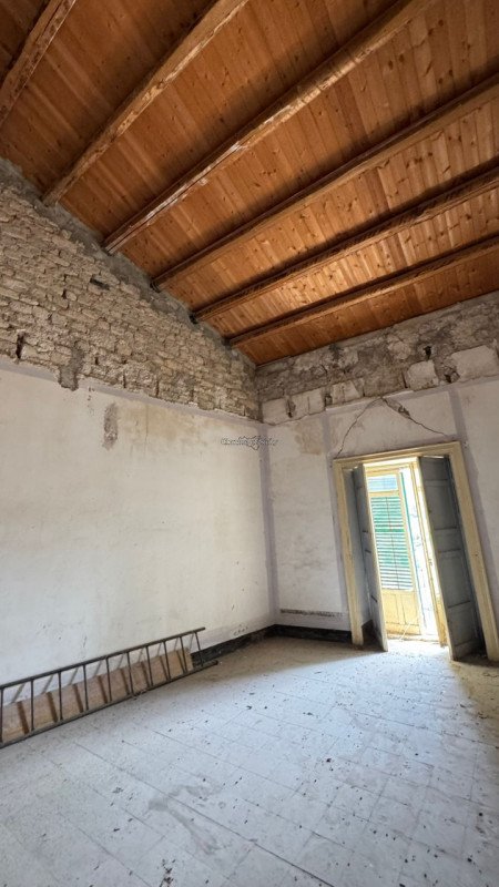 casa indipendente in vendita a Modica in zona Modica Bassa