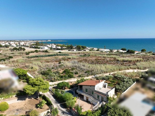 casa indipendente in vendita a Modica in zona Marina di Modica